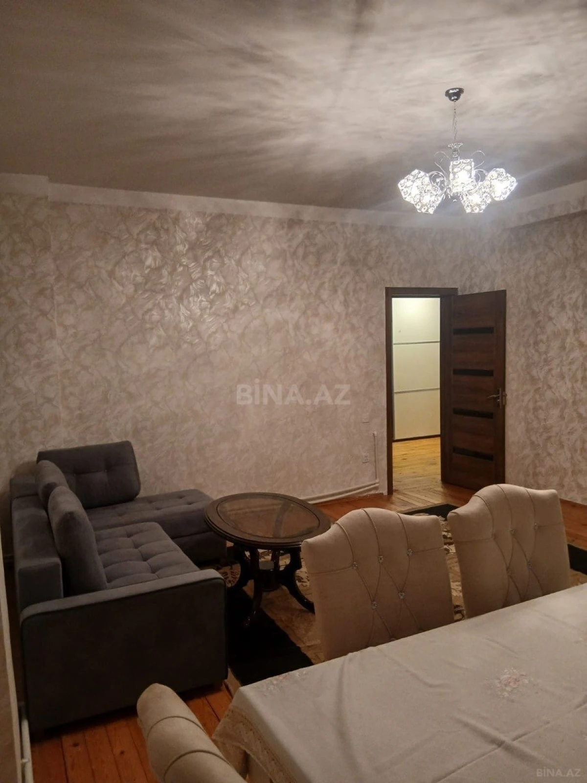 Kirayə verilir 3 otaqlı mənzil 125 m²