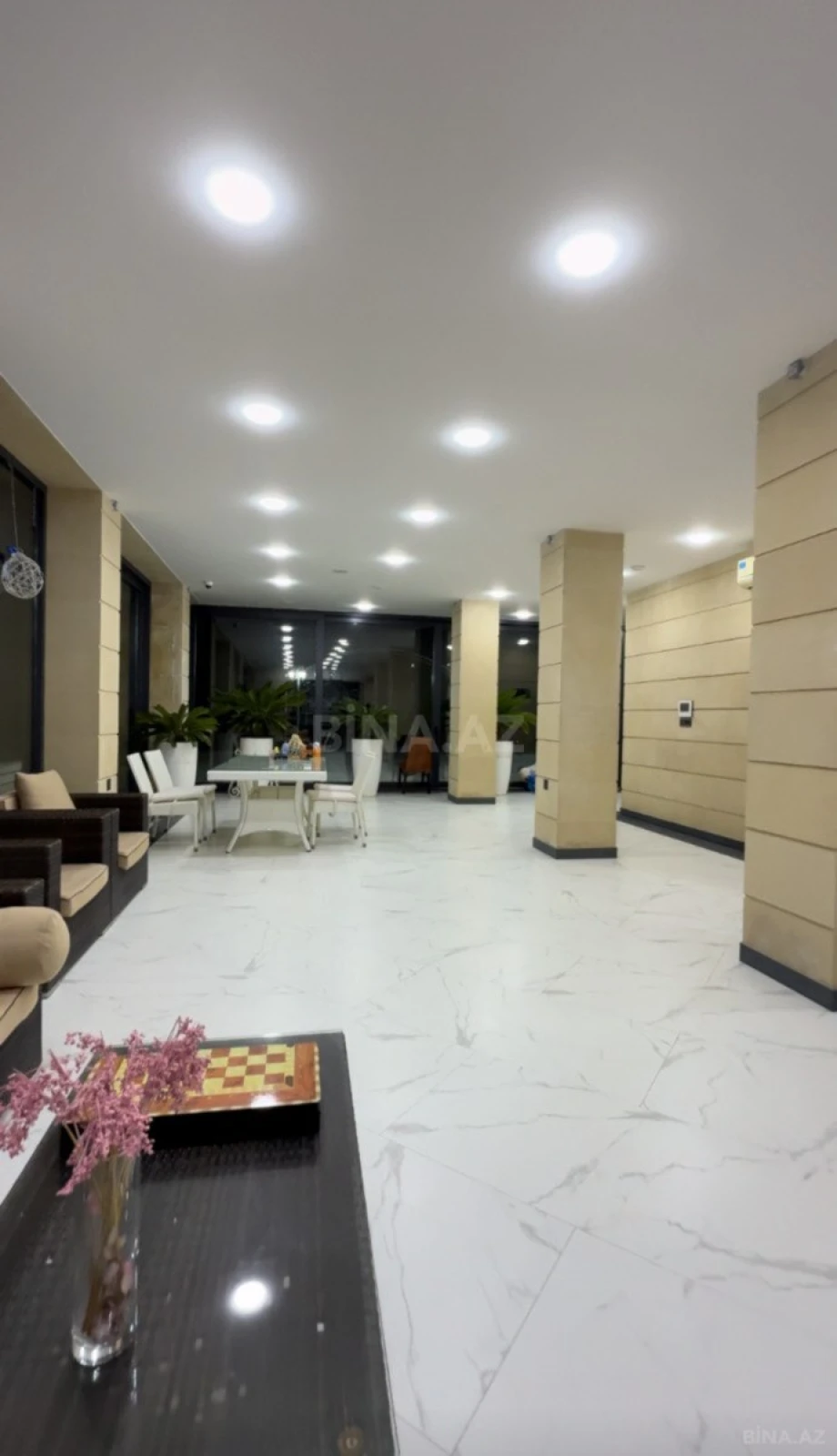 Satılır 7 otaqlı həyət evi 850 m²