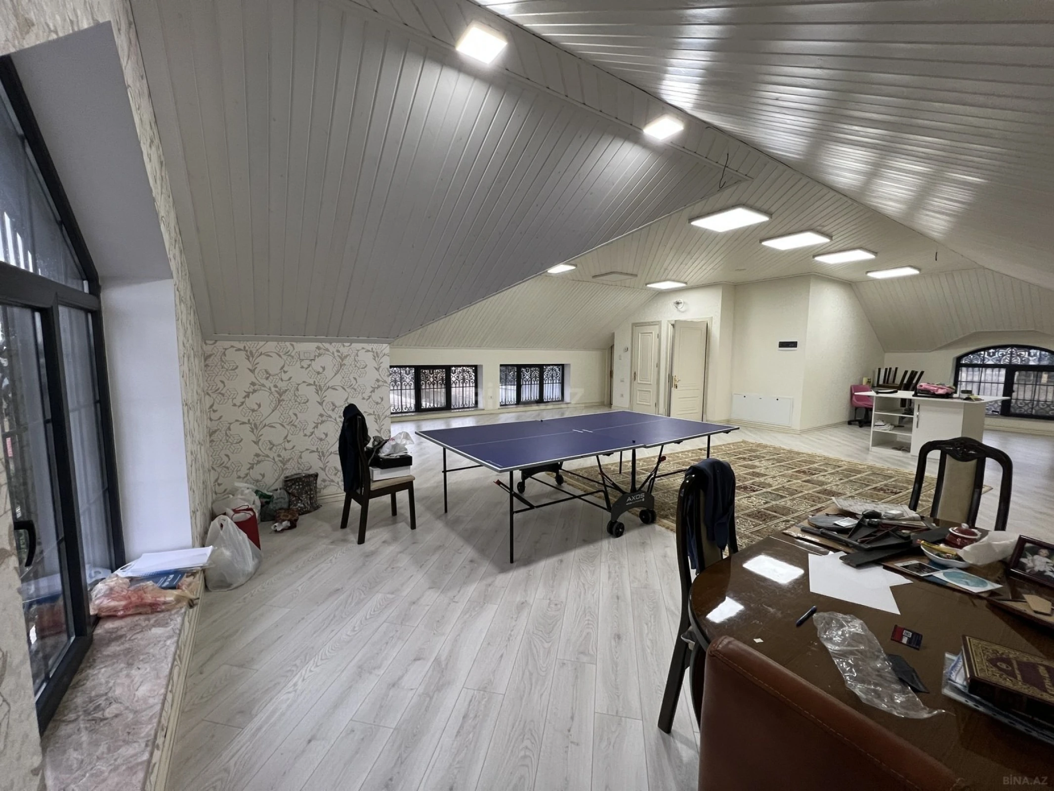 Satılır 7 otaqlı həyət evi 850 m²