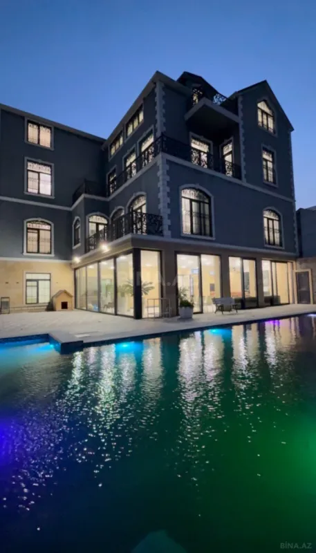 Satılır 7 otaqlı həyət evi 850 m²