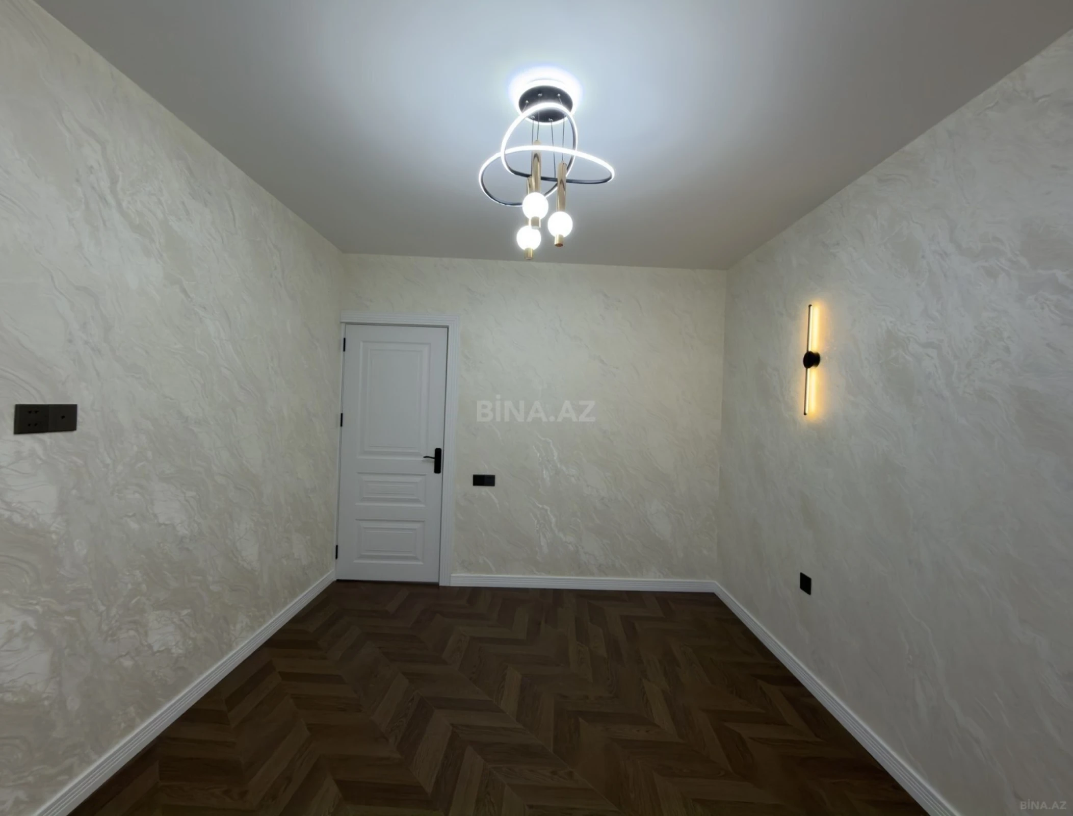 Satılır 3 otaqlı mənzil 80 m²