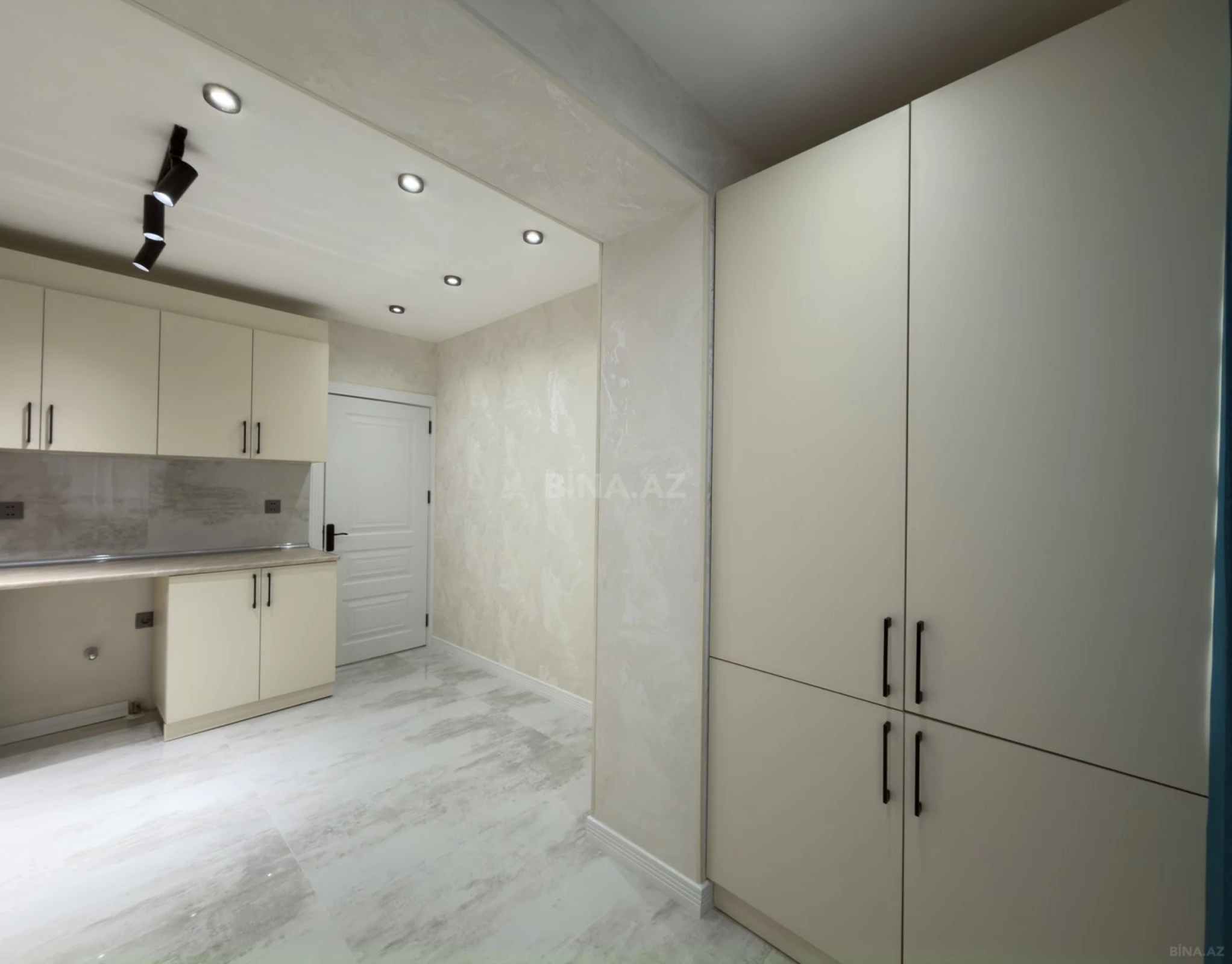 Satılır 3 otaqlı mənzil 80 m²