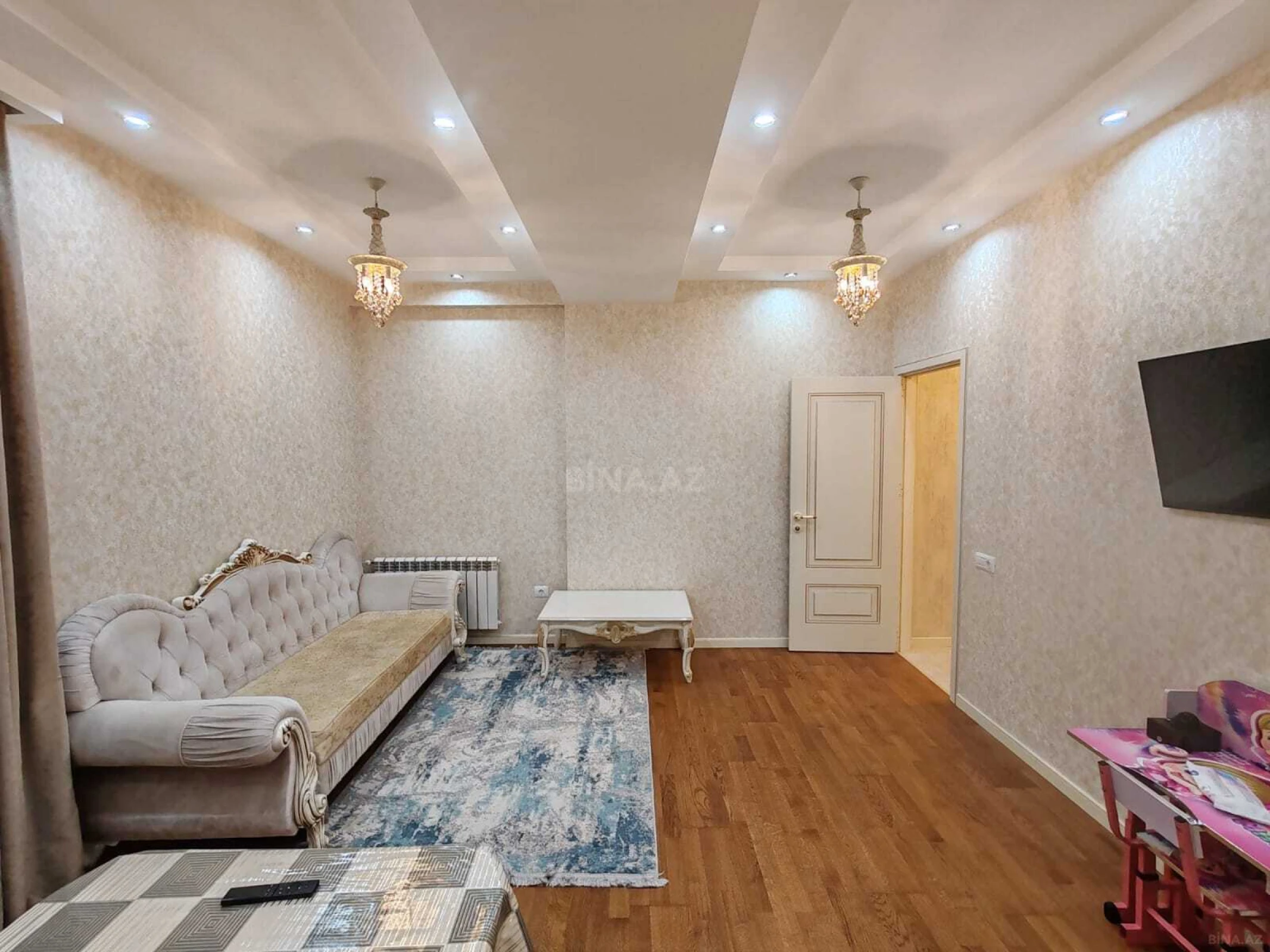 Satılır 3 otaqlı mənzil 113 m²