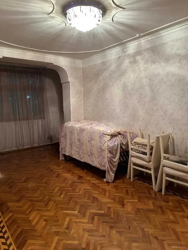 Satılır 3 otaqlı mənzil 74 m²