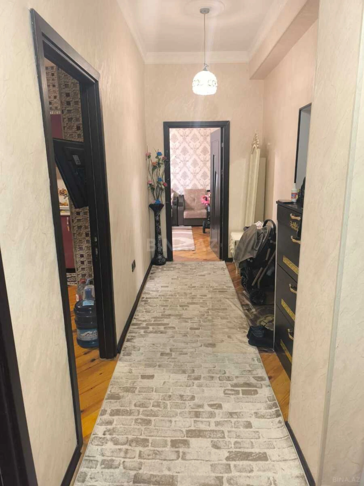 Satılır 2 otaqlı mənzil 90 m²