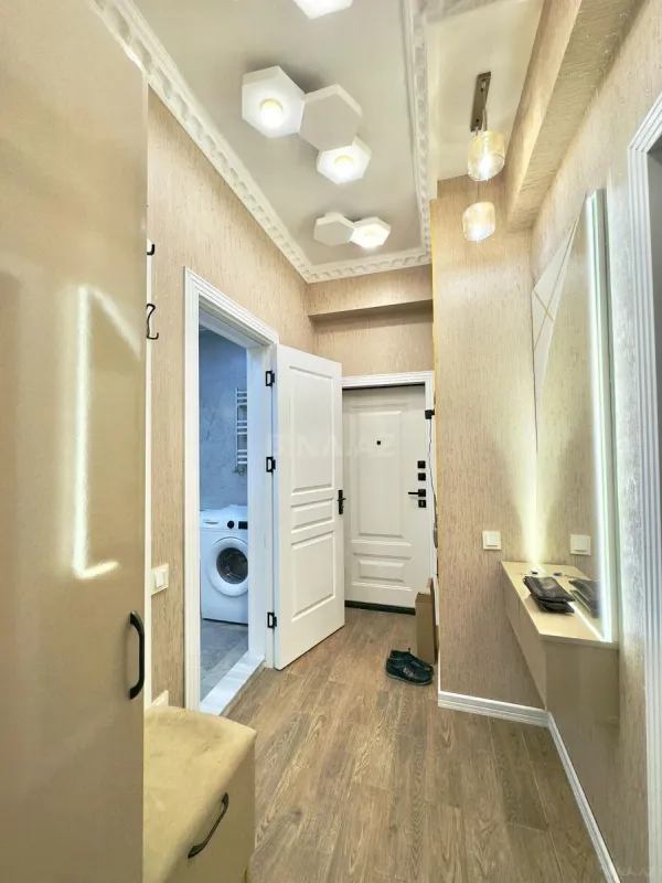 Kirayə verilir 2 otaqlı mənzil 70 m²