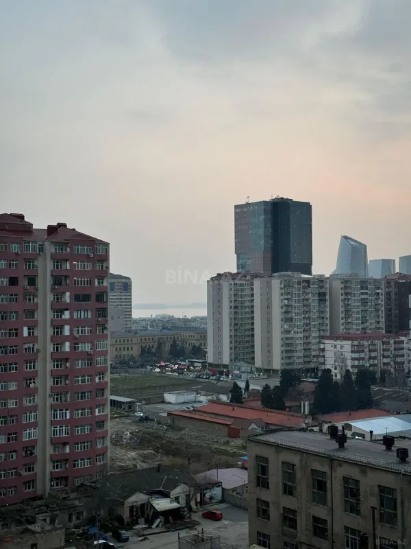 Kirayə verilir 2 otaqlı mənzil 70 m²