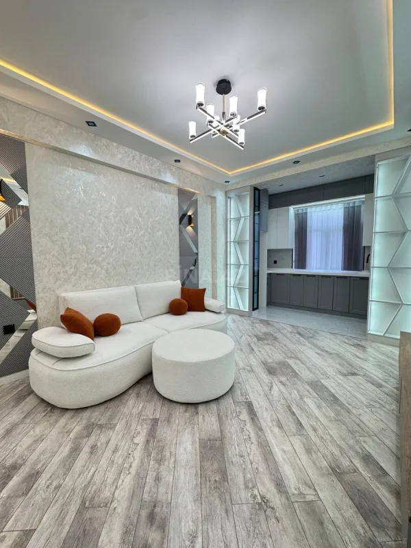 Satılır 2 otaqlı mənzil 50 m²