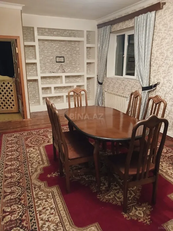 Kirayə verilir 2 otaqlı mənzil 70 m²