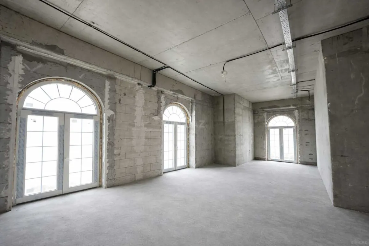 Satılır 3 otaqlı mənzil 100.8 m²
