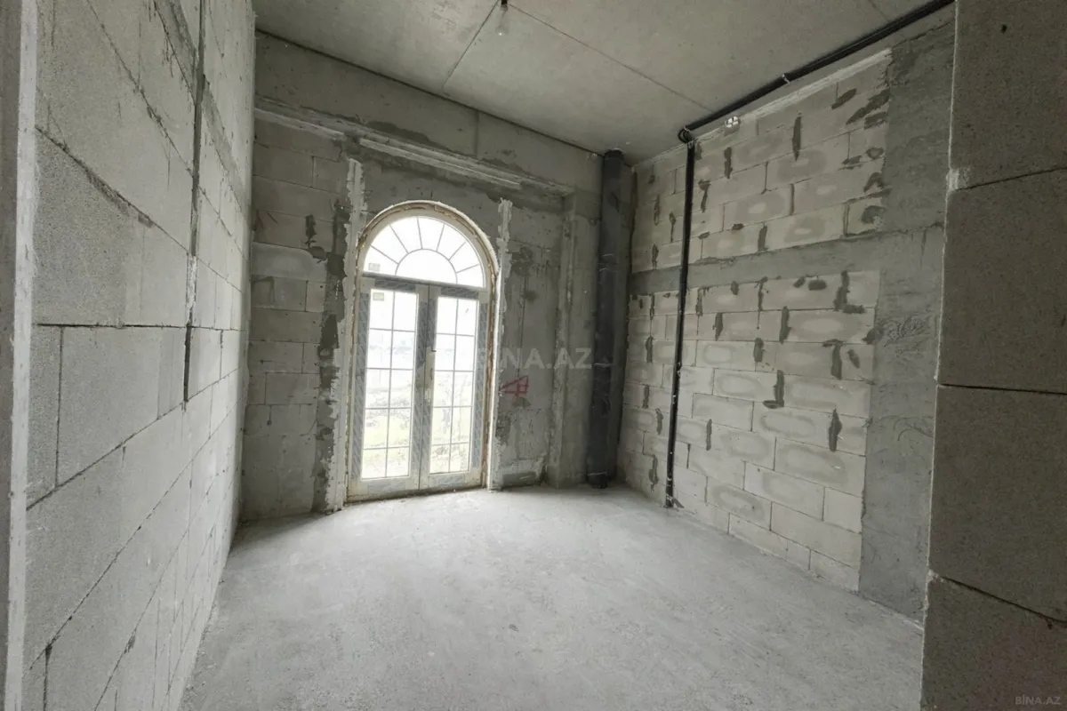 Satılır 3 otaqlı mənzil 100.8 m²