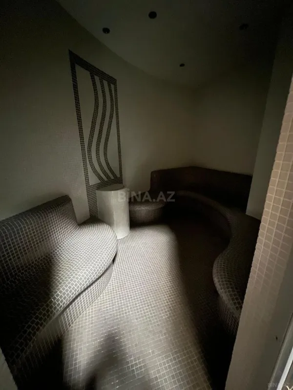 Kirayə verilir 4 otaqlı mənzil 165 m²