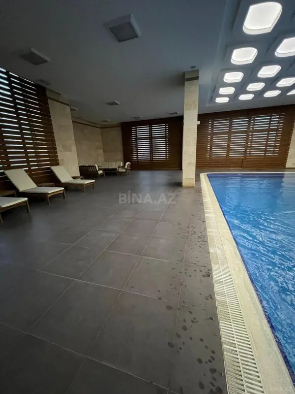 Kirayə verilir 4 otaqlı mənzil 165 m²