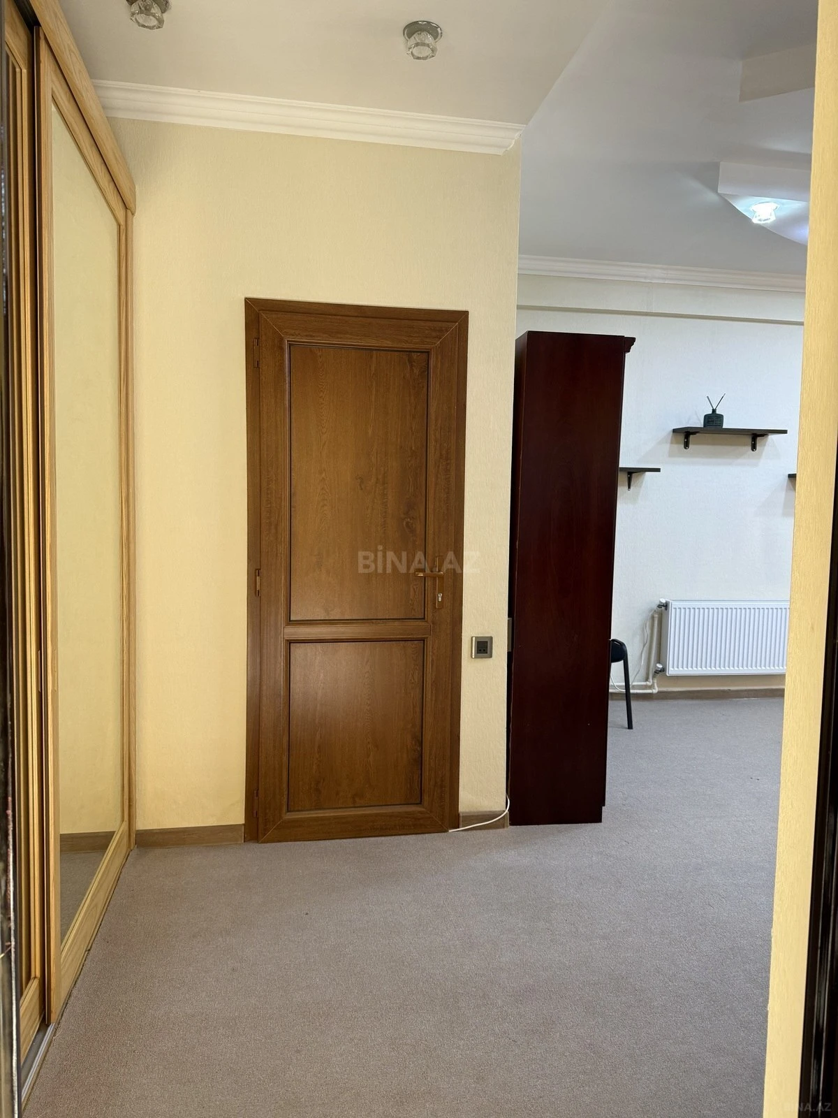Kirayə verilir 1 otaqlı ofis 35 m²