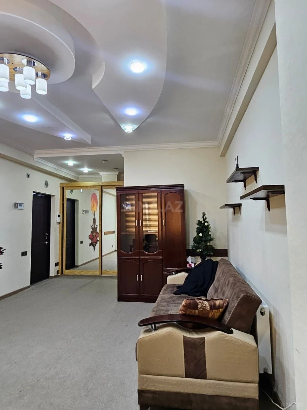 Kirayə verilir 1 otaqlı ofis 35 m²