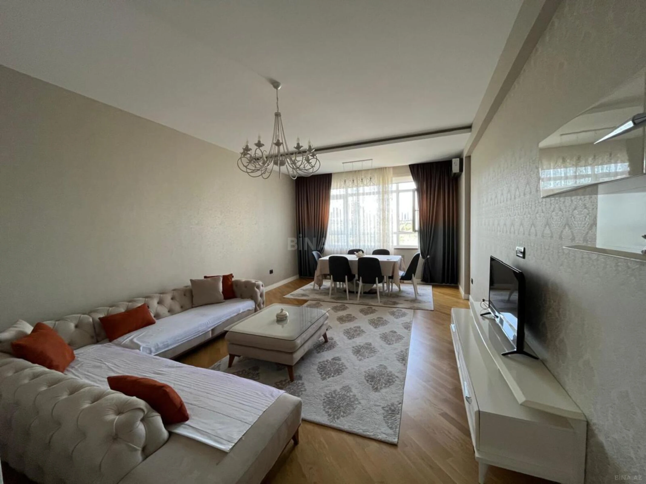 Satılır 2 otaqlı mənzil 90 m²