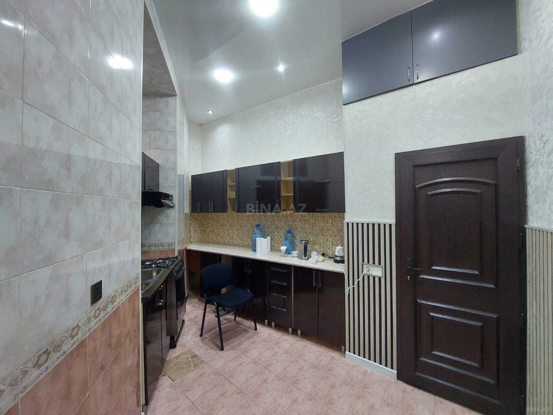 Kirayə verilir 3 otaqlı ofis 120 m²