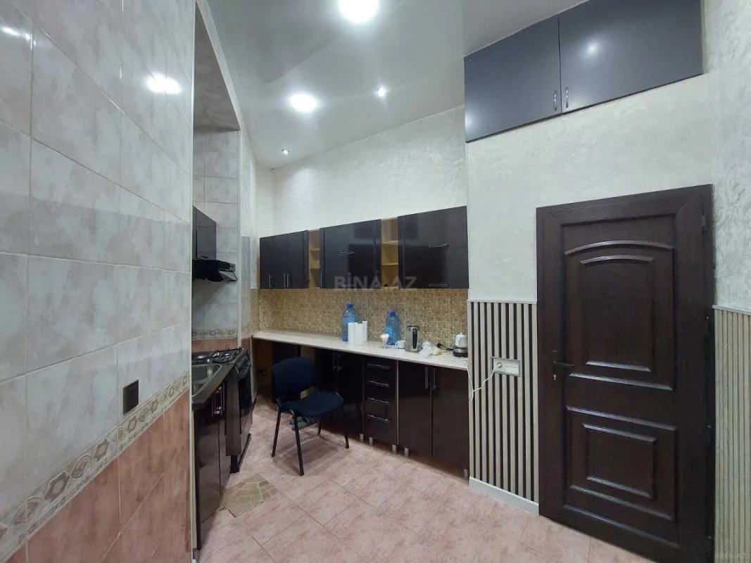 Kirayə verilir 3 otaqlı ofis 120 m²