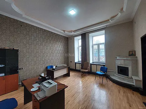 Kirayə verilir 3 otaqlı ofis 120 m² — Bakı, Nəsimi 3 otaq 120.00 m²