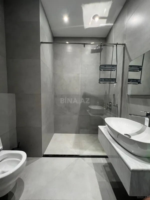 Kirayə verilir 3 otaqlı mənzil 157 m²