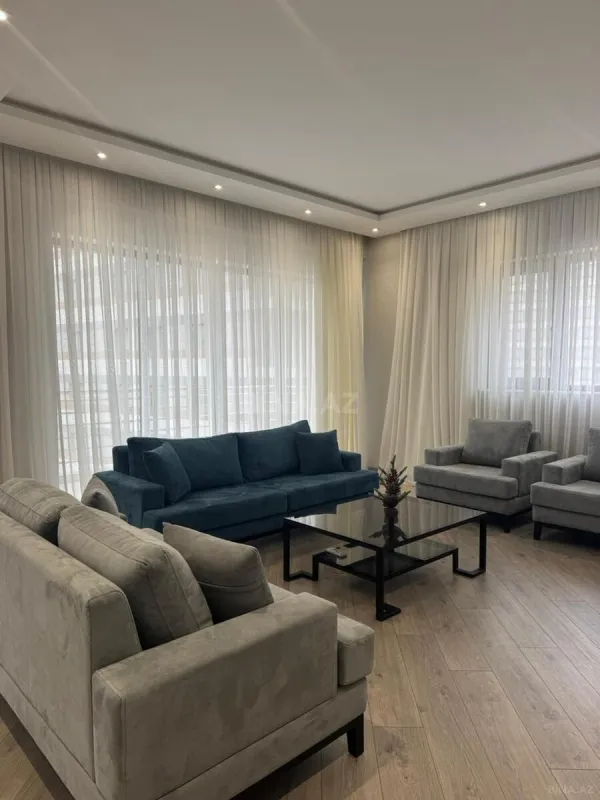 Kirayə verilir 3 otaqlı mənzil 157 m²