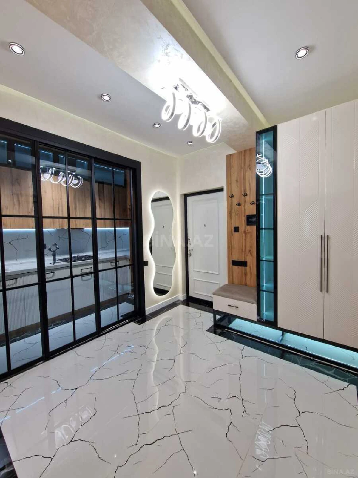 Satılır 2 otaqlı mənzil 63 m²