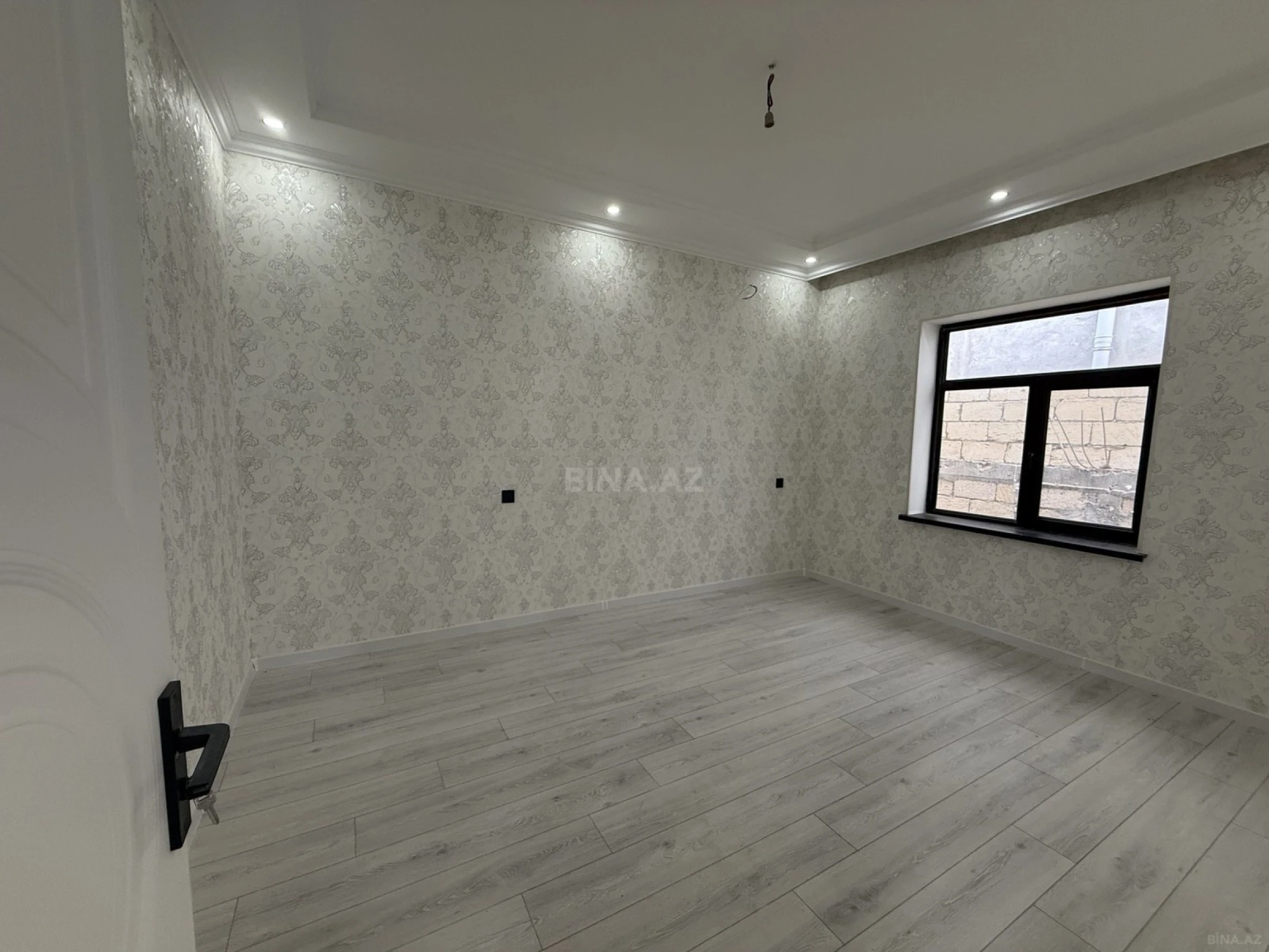 Satılır 4 otaqlı həyət evi 120 m²