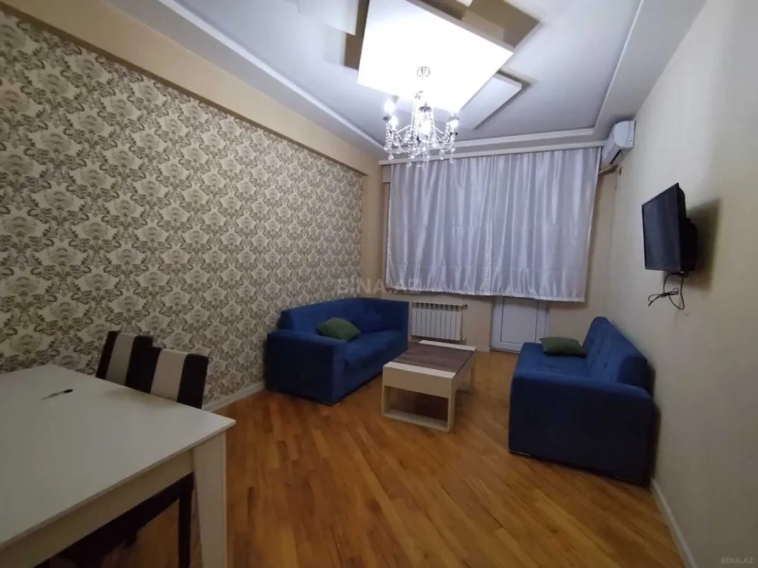 Kirayə verilir 2 otaqlı mənzil 60 m²