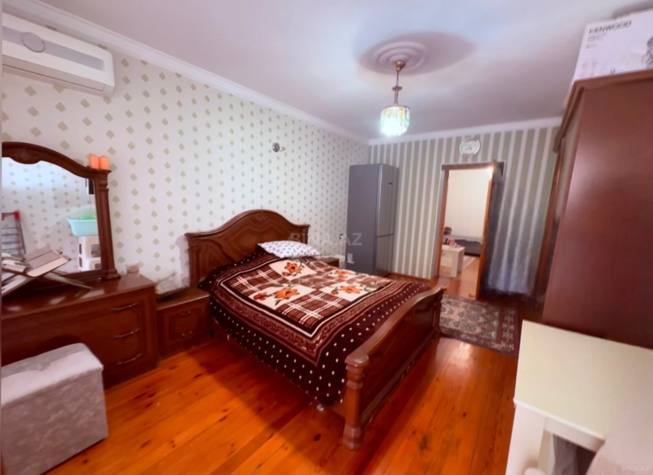 Satılır 3 otaqlı mənzil 90 m²