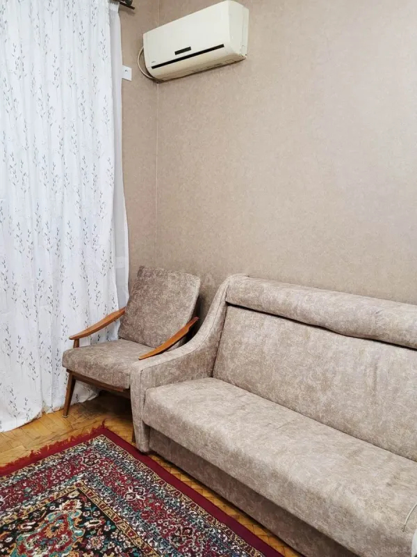 Kirayə verilir 2 otaqlı mənzil 45 m²