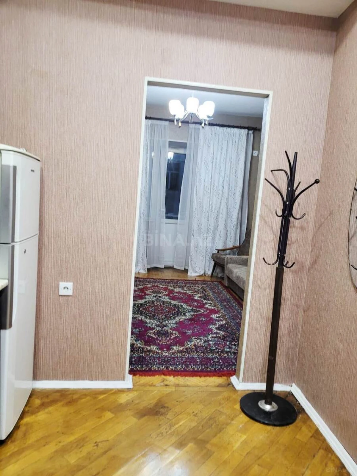 Kirayə verilir 2 otaqlı mənzil 45 m²