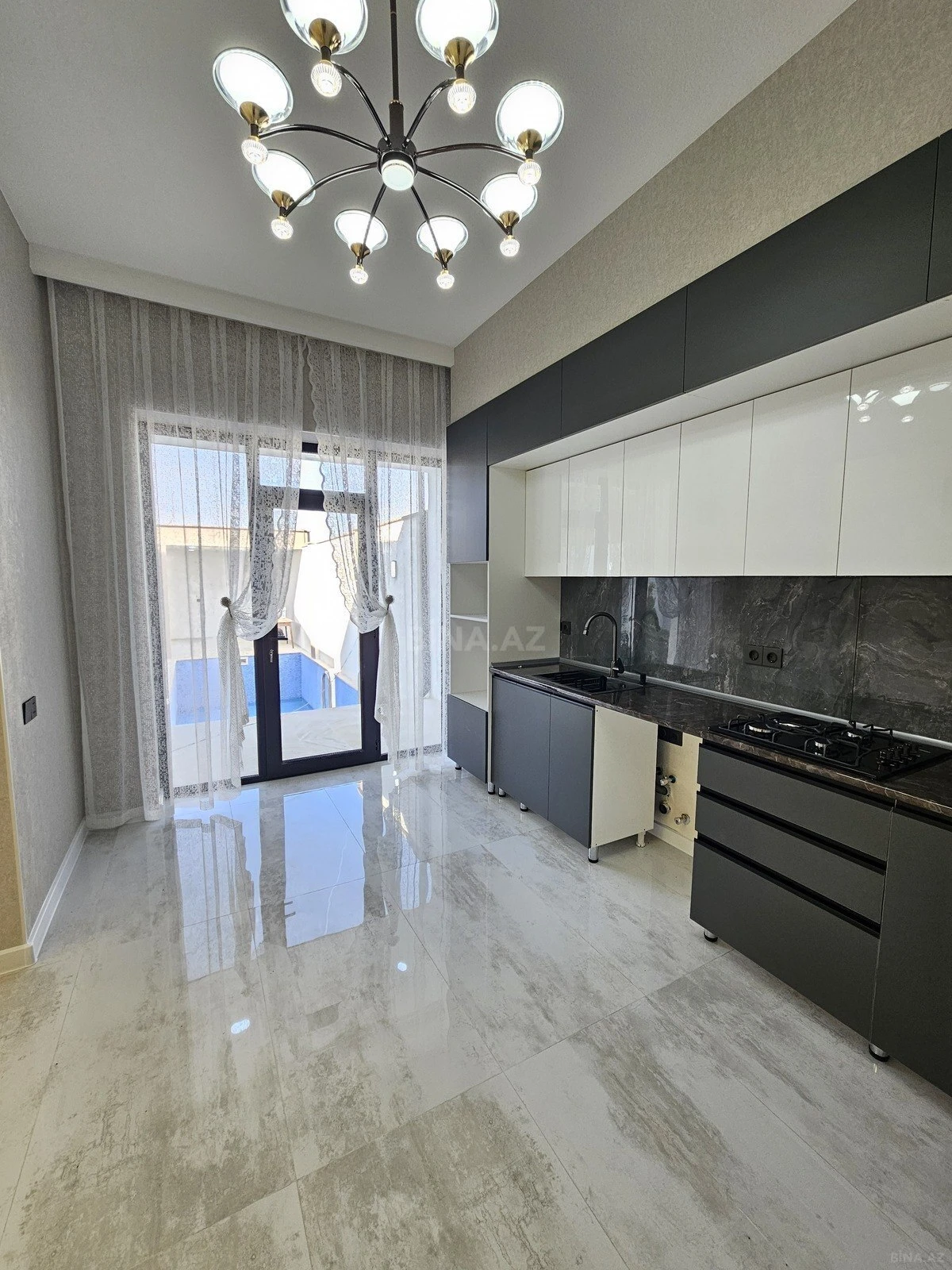 Satılır 4 otaqlı həyət evi 150 m²
