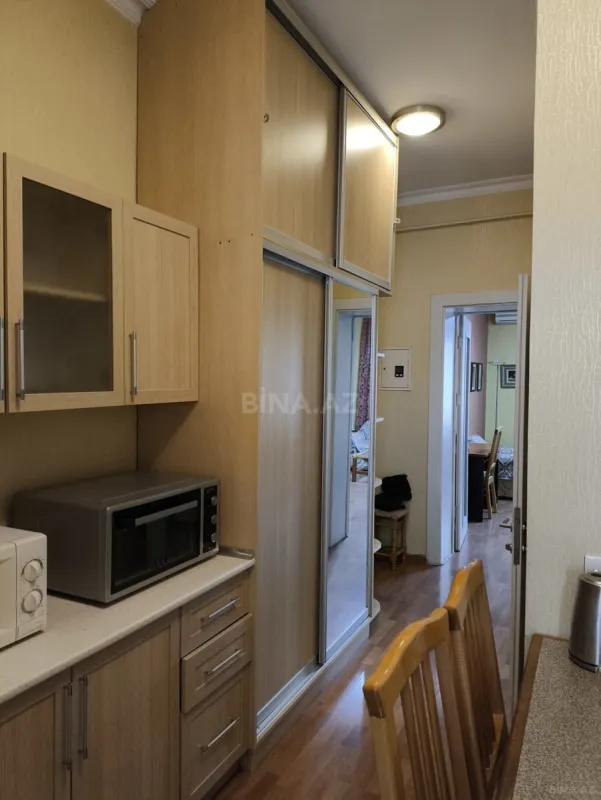 Kirayə verilir 2 otaqlı mənzil 65 m²