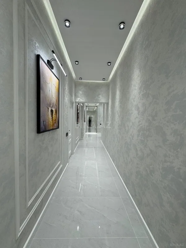 Satılır 3 otaqlı mənzil 105 m²