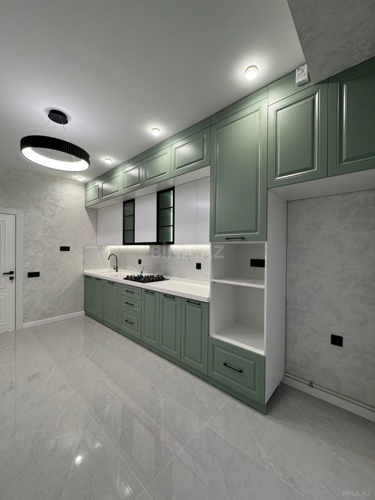 Satılır 3 otaqlı mənzil 105 m²