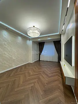 Satılır 3 otaqlı mənzil 105 m²