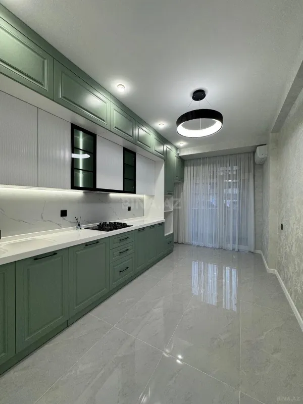 Satılır 3 otaqlı mənzil 105 m²