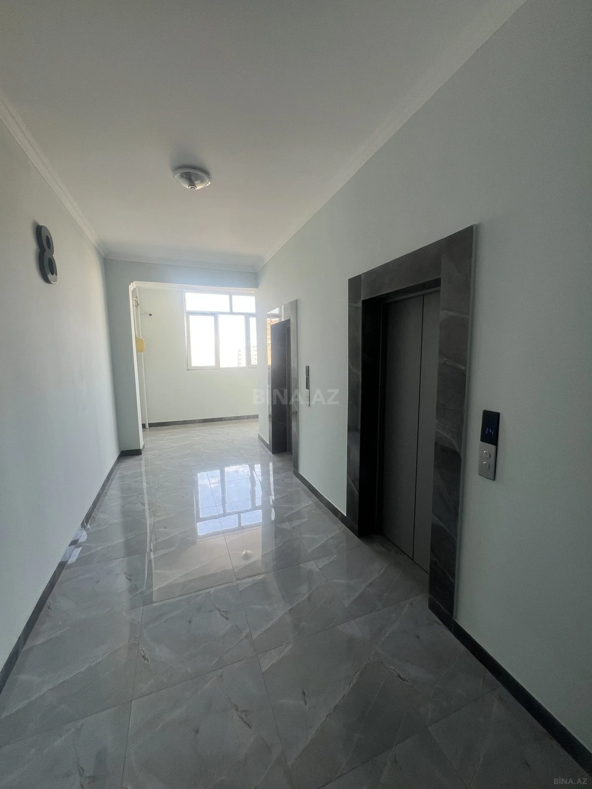 Satılır 3 otaqlı mənzil 140 m²