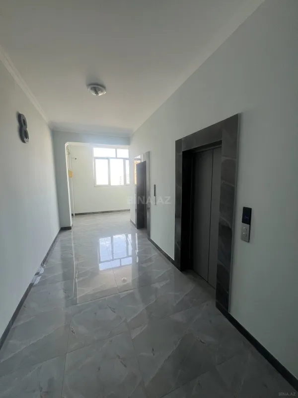 Satılır 3 otaqlı mənzil 140 m²