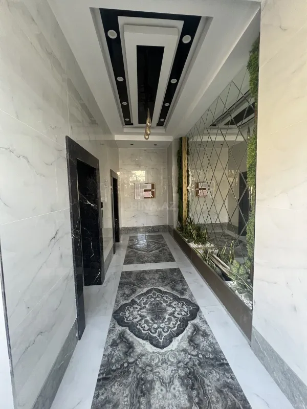 Satılır 3 otaqlı mənzil 140 m²