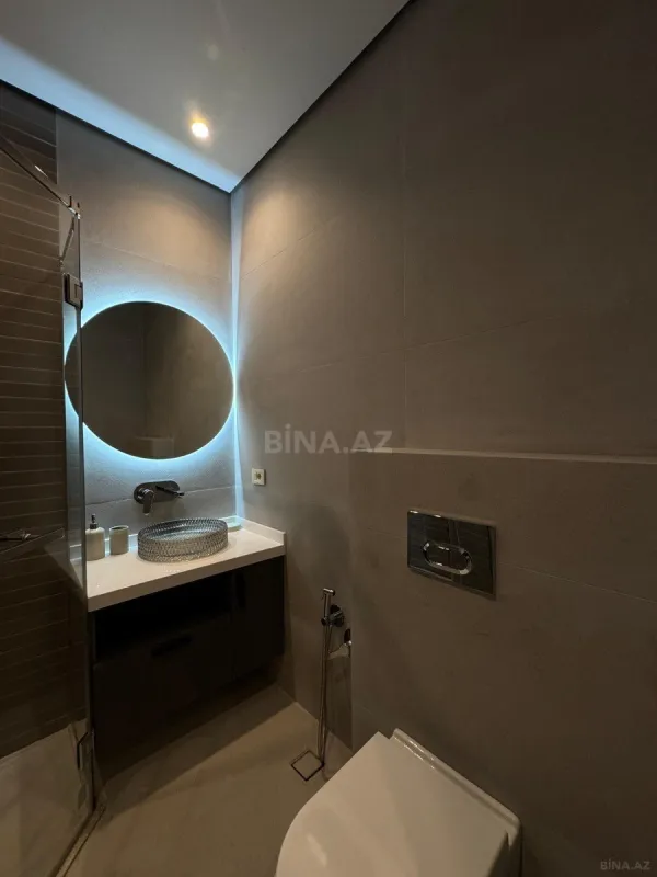Kirayə verilir 2 otaqlı mənzil 68 m²