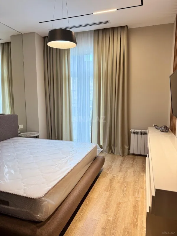 Kirayə verilir 2 otaqlı mənzil 68 m²