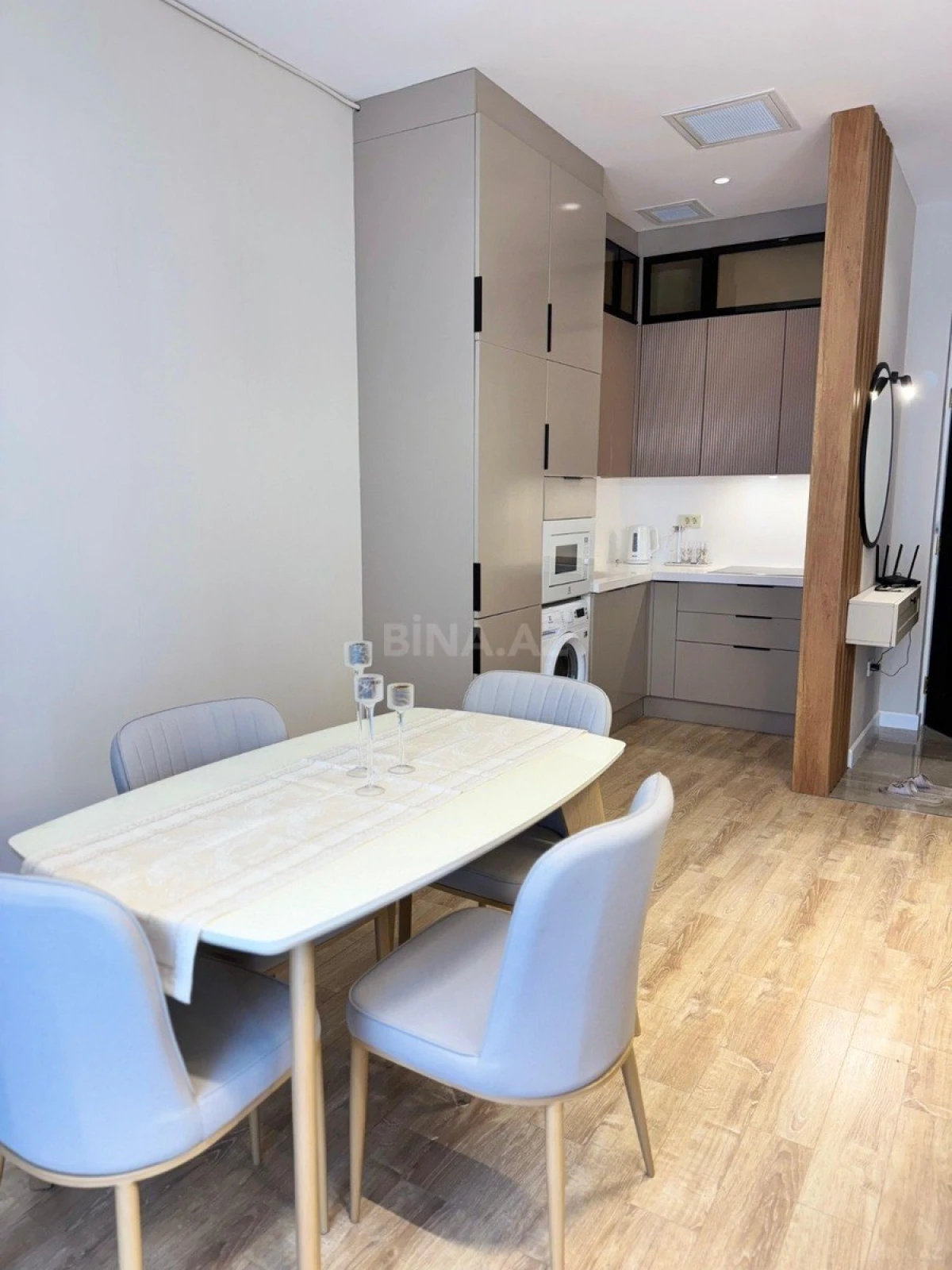 Kirayə verilir 2 otaqlı mənzil 68 m²