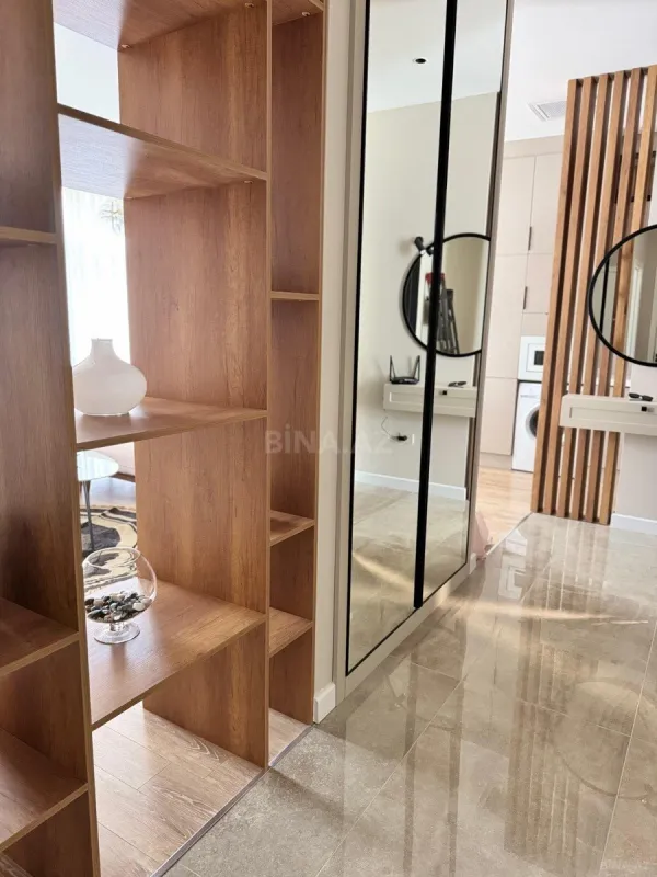 Kirayə verilir 2 otaqlı mənzil 68 m²