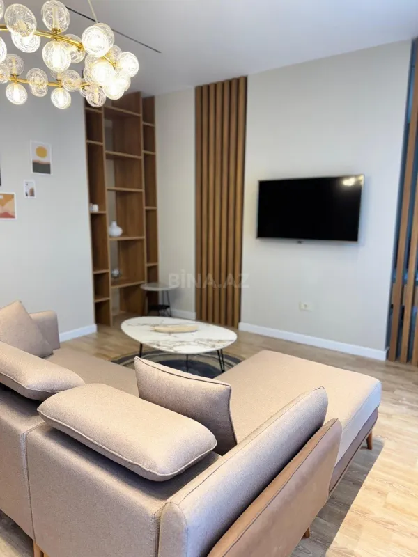 Kirayə verilir 2 otaqlı mənzil 68 m²