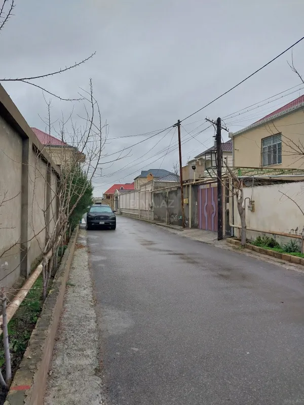 Satılır 5 otaqlı həyət evi 214 m²