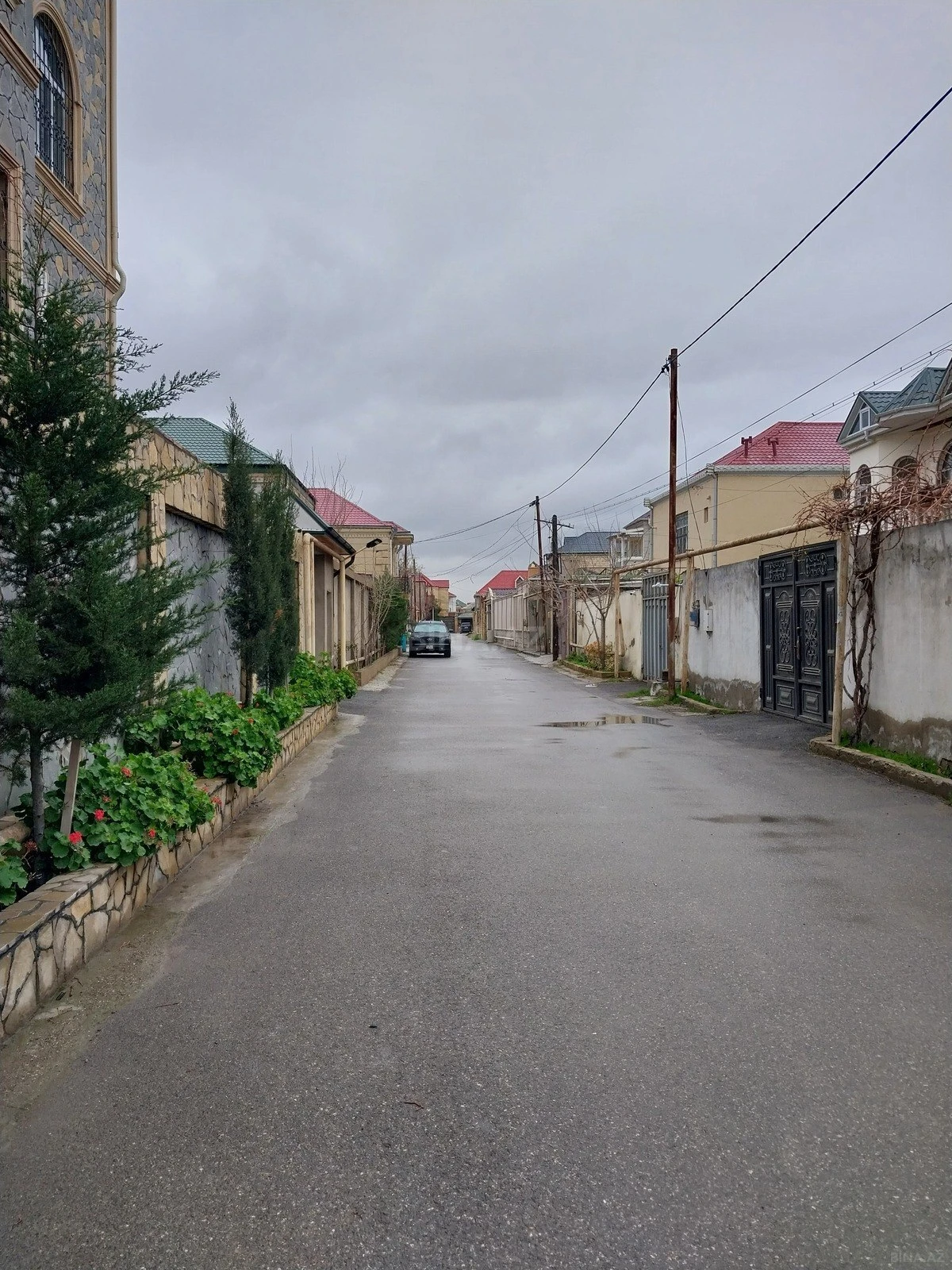 Satılır 5 otaqlı həyət evi 214 m²