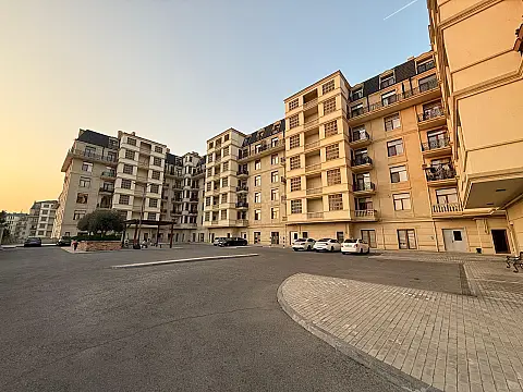 Satılır 3 otaqlı mənzil 125 m² — Bakı, Yeni Günəşli 3 otaq 125.00 m²