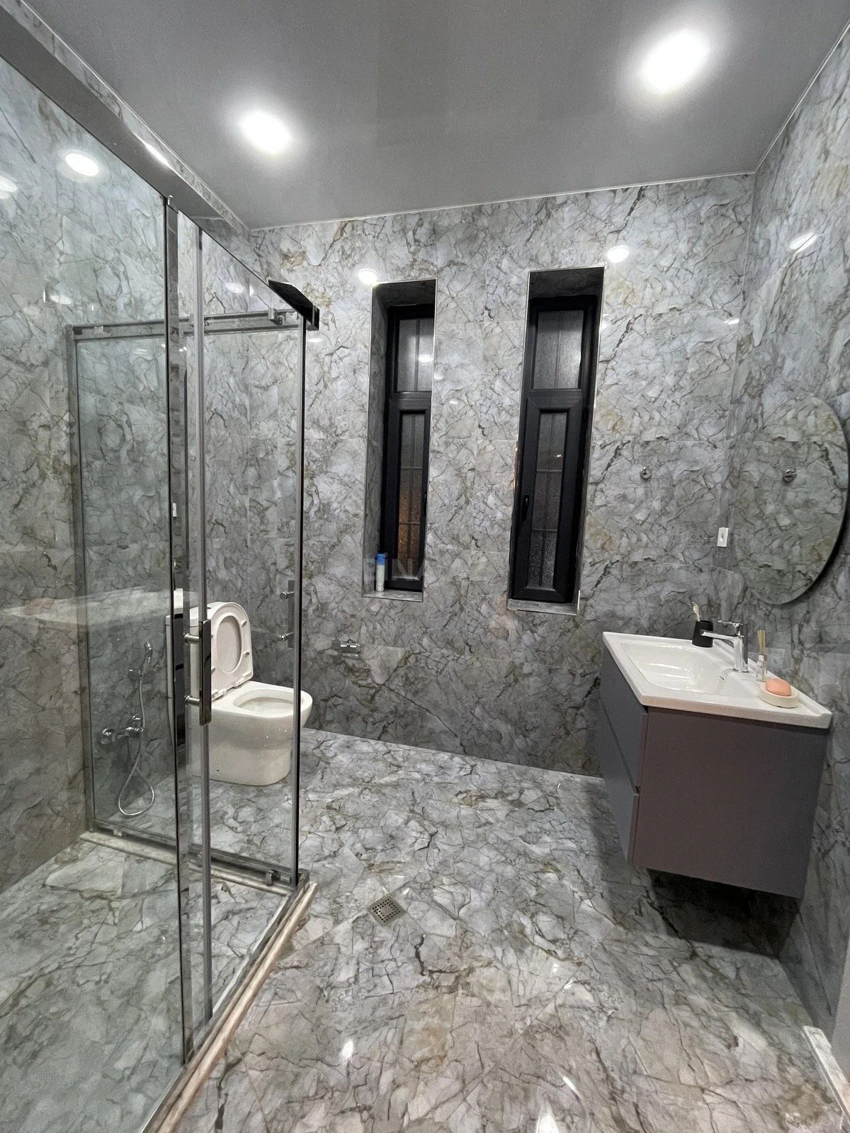 Kirayə verilir 5 otaqlı həyət evi 400 m²