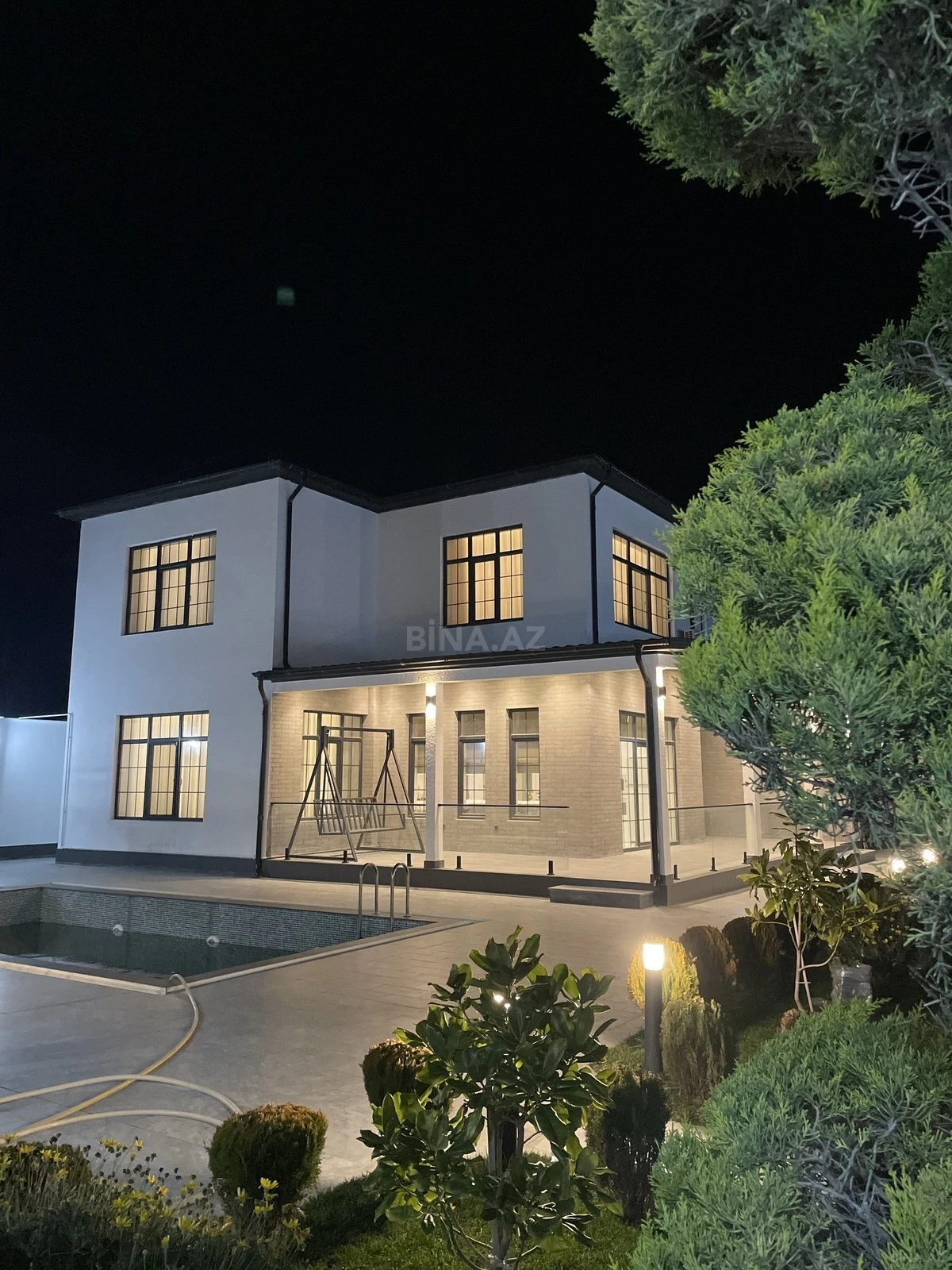 Kirayə verilir 5 otaqlı həyət evi 400 m²